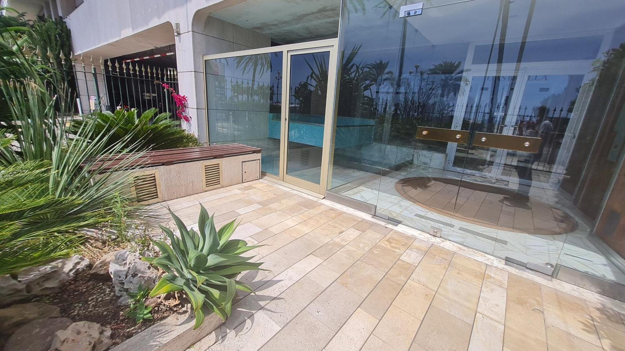Apartment Petit Promenade Des *